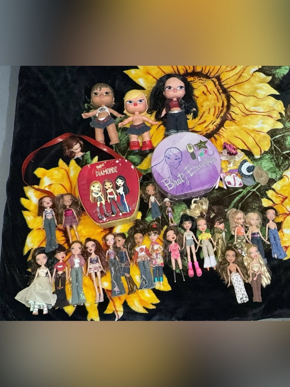 Bratz Dolls Lot with Red Diamondz Tin and Purple Bratz box